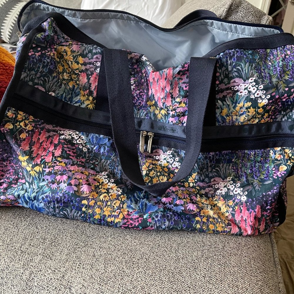 Lesportsac Deluxe Large Weekend Bag